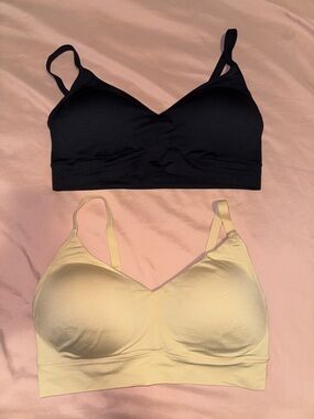 Lot of 2 Seamfree® Light Lift Bralette